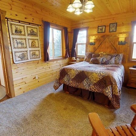 Long View Cabin, Breakfast Deck Overlooking The Canyon! Монтичело Екстериор снимка